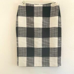 Talbots Black and White Buffalo Plaid Cotton Knit Pencil Skirt Size 2